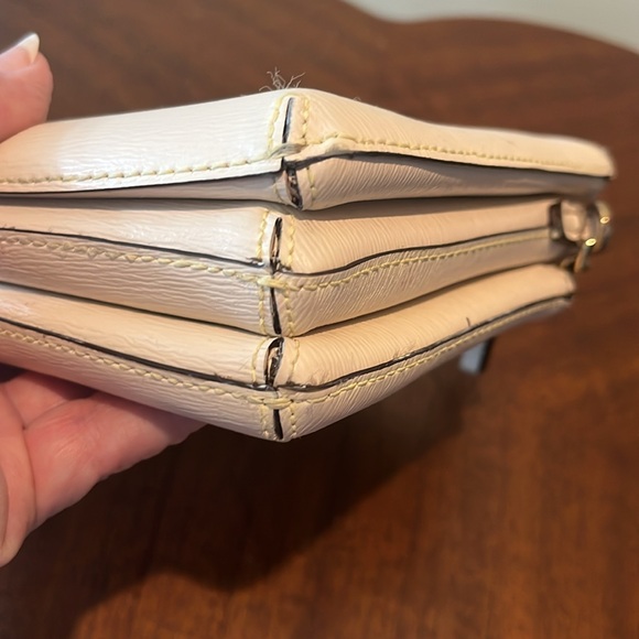 DKNY   Crossbody bag  Three zippered compartments  ivory/cream  Genuine leather - Picture 10 of 16